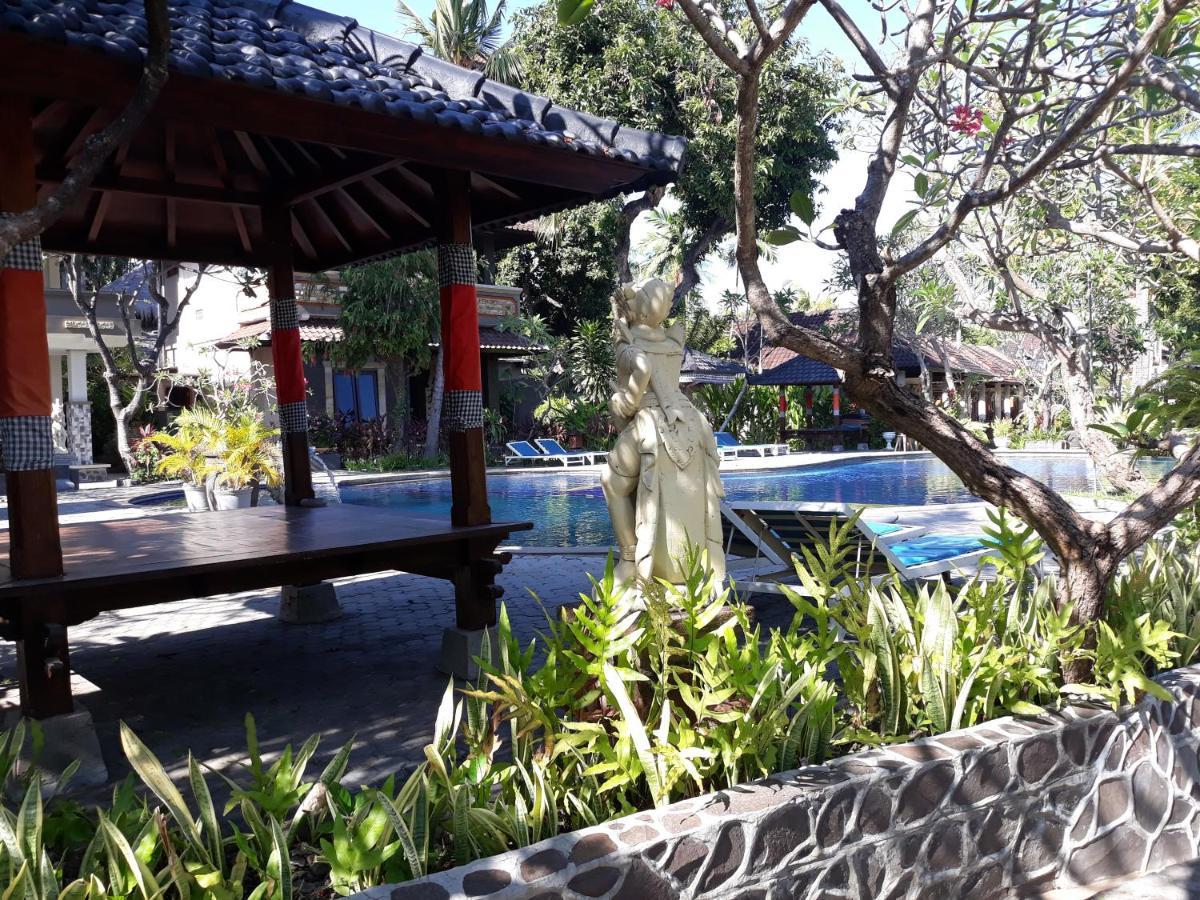 Puri Bali Hotel Lovina Kültér fotó